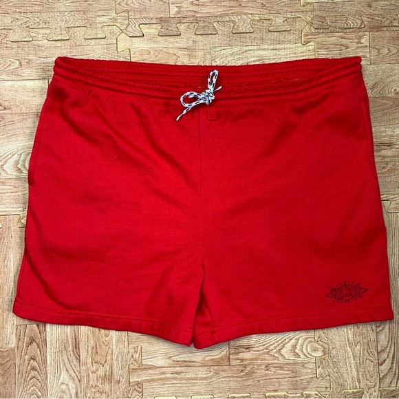 Vintage Wilson Sports Sweat Shorts Red Medium Gym Tennis Made in USA 80s / 90s - Picture 1 of 14